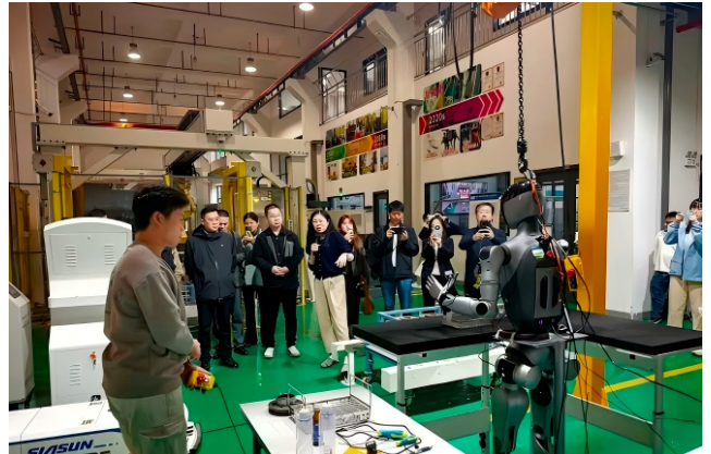 新闻配图或现场照片